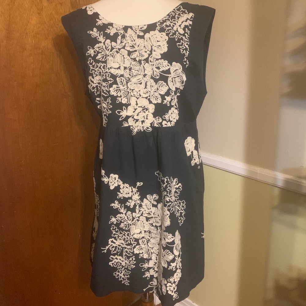 ❤️❤️❤️J. Crew Dress with embroidery